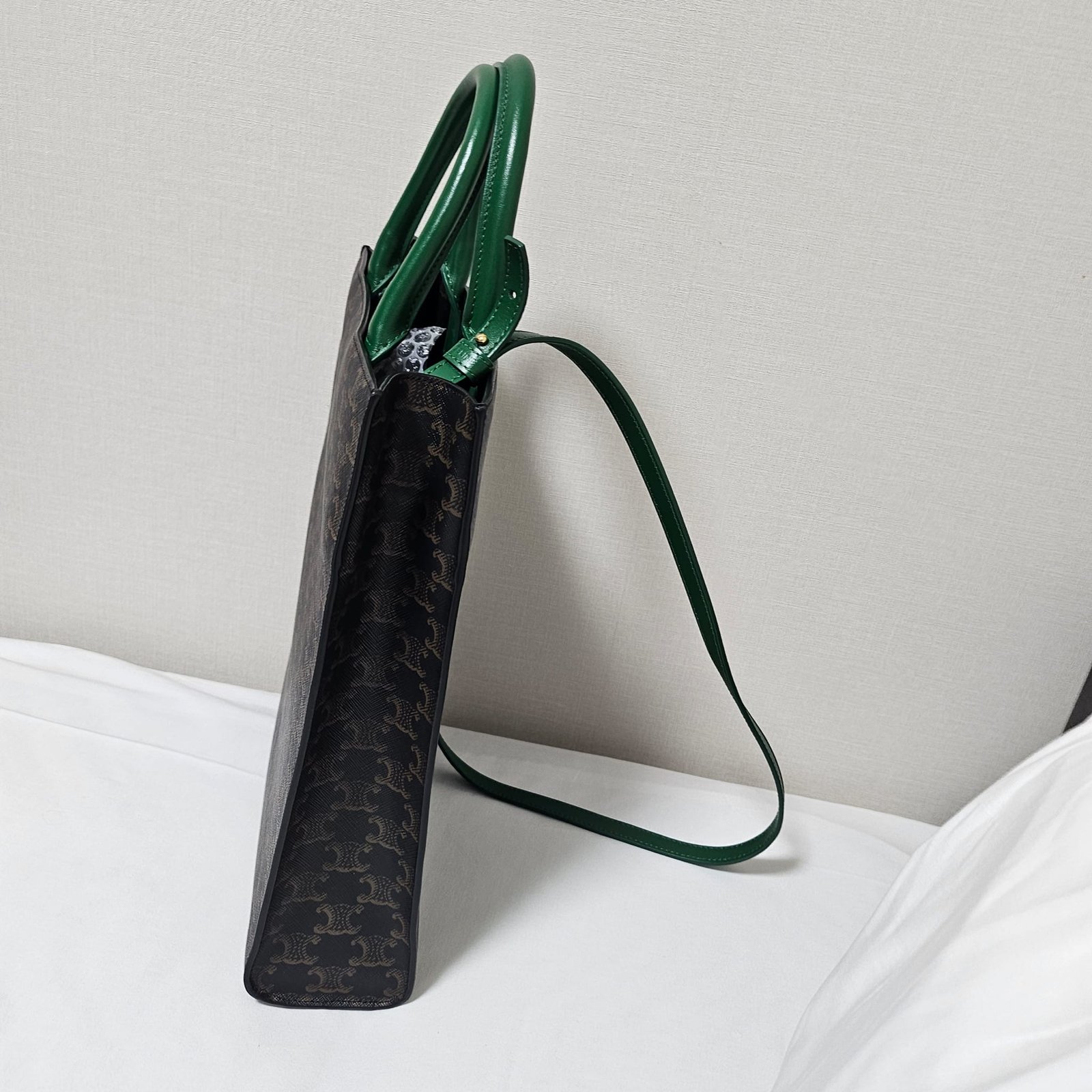 cbdb2fb0-36b5-4b39-8866-da6ddcf96c32