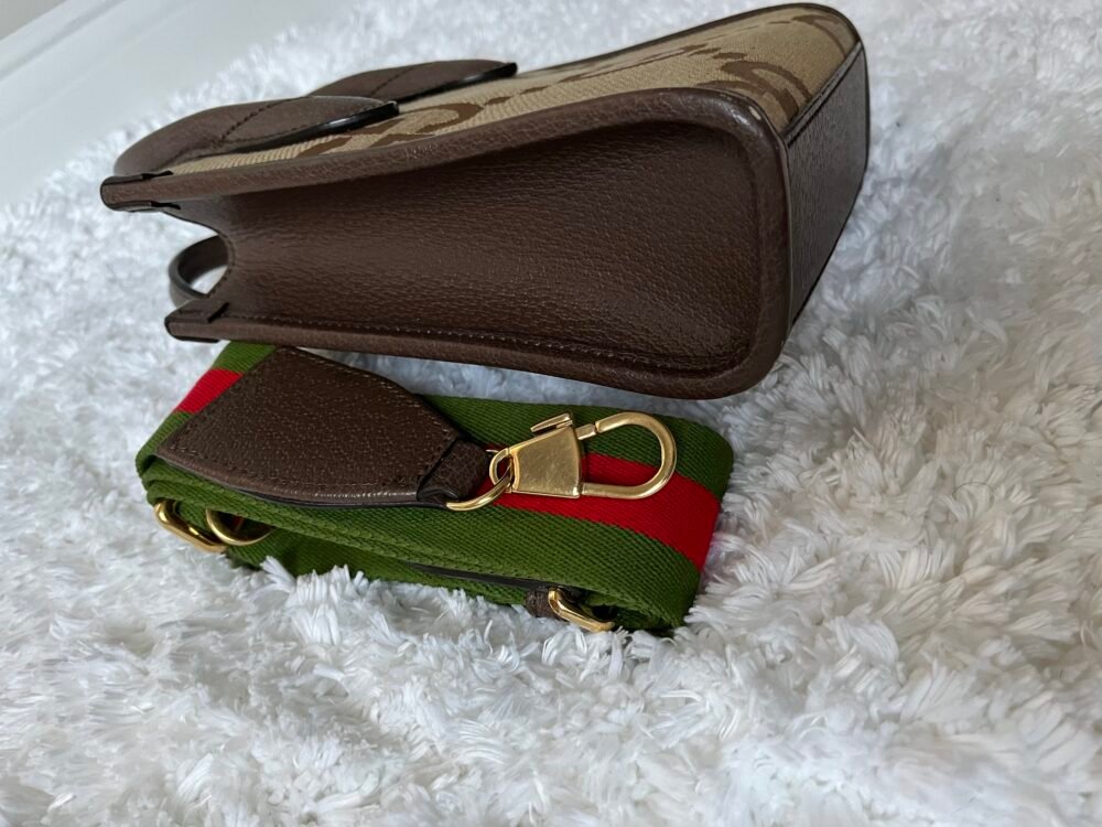GUCCI Monogram Jumbo GG Bag - Image 4