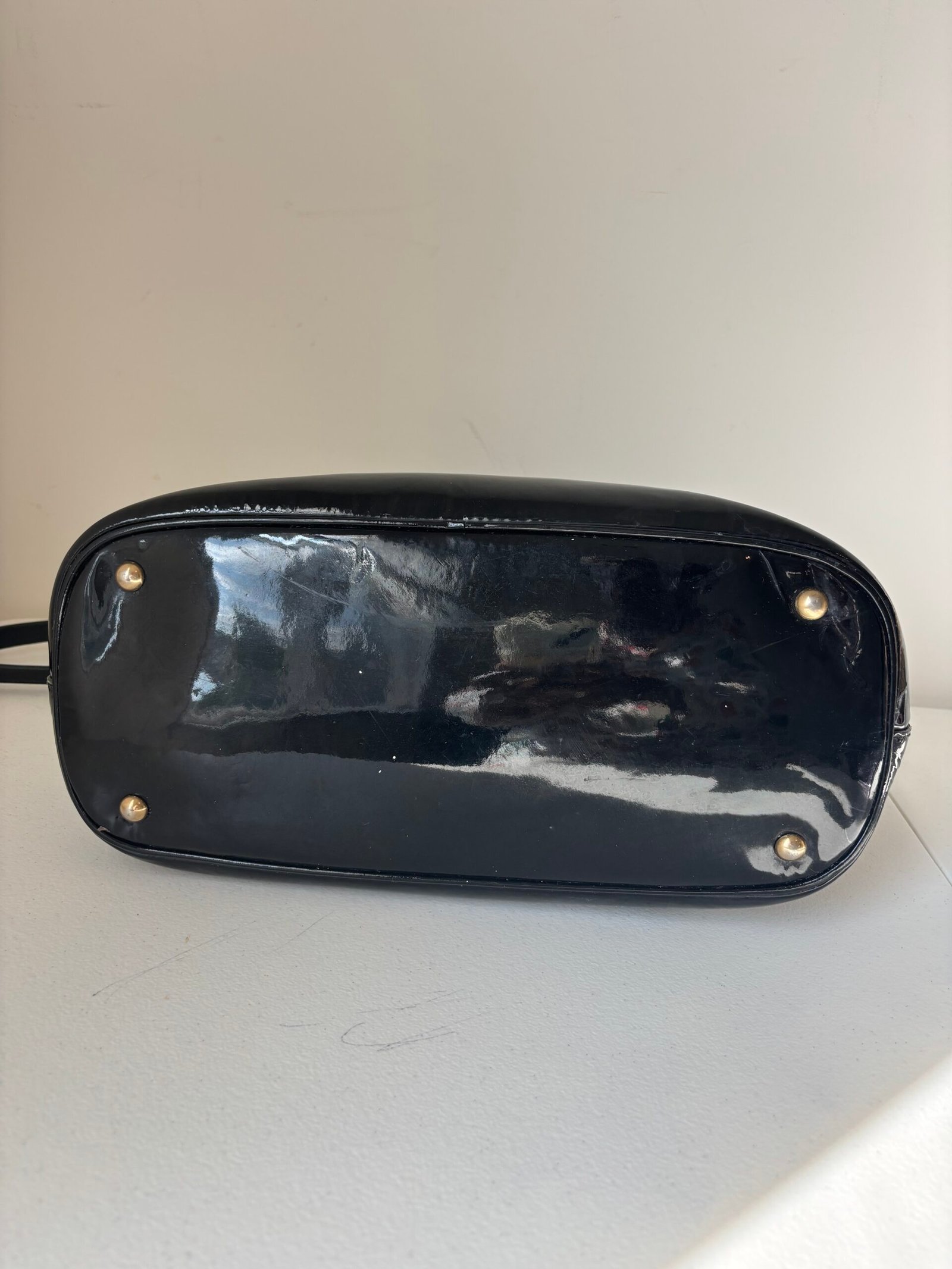 Gucci Bright Bit Patent Leather Tote - Image 4