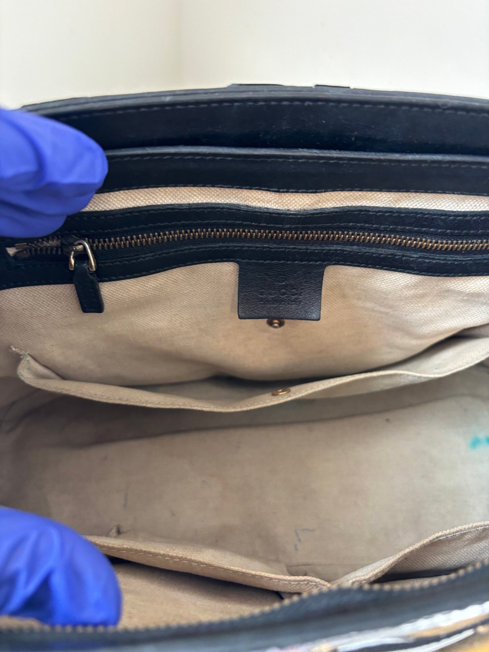 Gucci Bright Bit Patent Leather Tote - Image 9